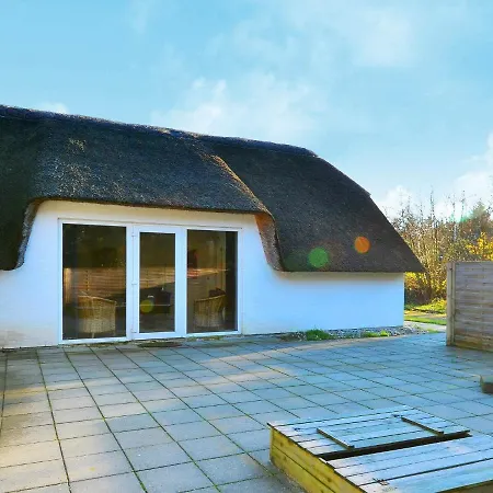 Tatil Evi Four-bedroom Holiday In 49