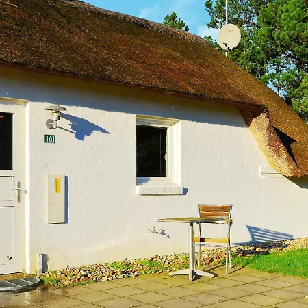 Four-bedroom Holiday In 49 Tatil Evi