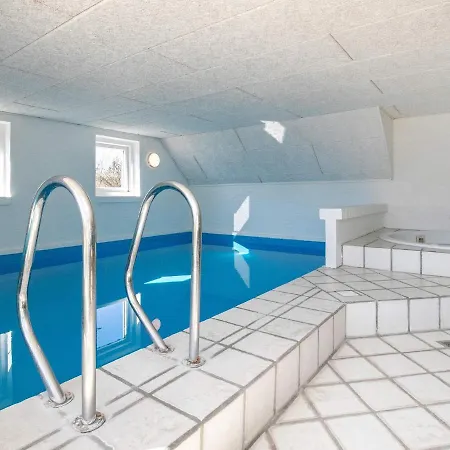 Four-bedroom Holiday In 49 Tatil Evi Blåvand